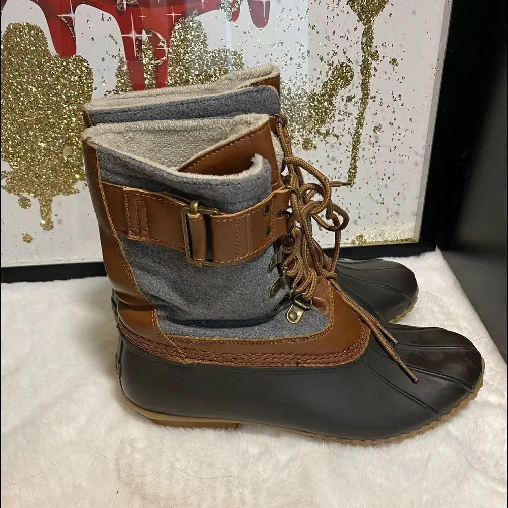 JBU Two-Tone Duck Boots